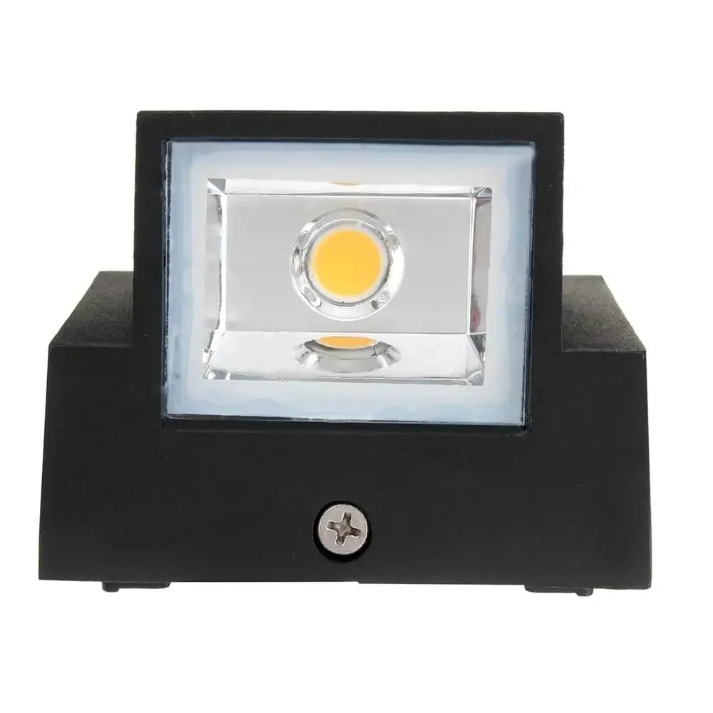Applique Murale Cube Design Noir IP65 - Naturel 4000K