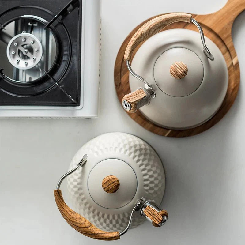 Bouilloire Sifflante Inox 2,5L Design Gaufré & Poignée Bois - C