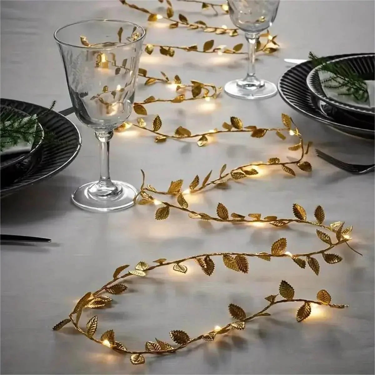 Guirlande LED Feuilles Dorées -