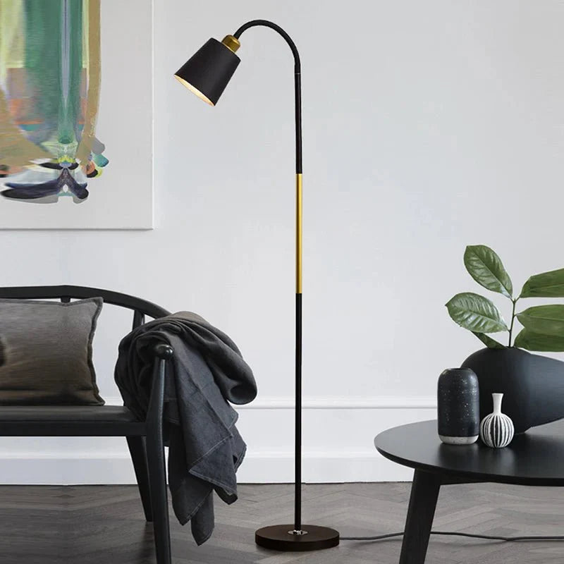 Lampadaire Classique Abat - Jour Orientable - Noir