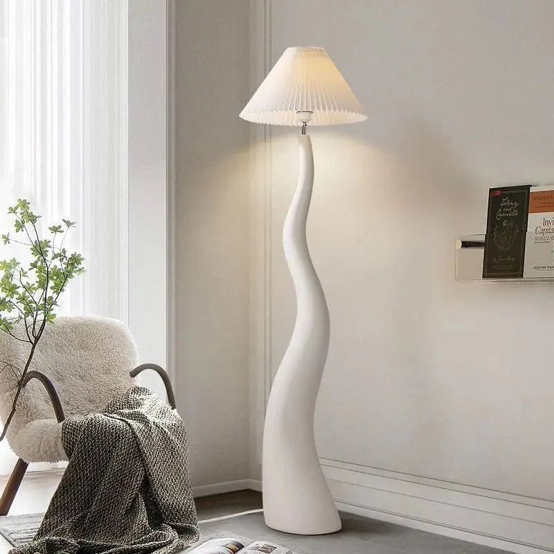 Lampadaire Ondulé à Abat - jour Plissé - Blanc