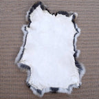 Petit Tapis en Fausse Fourrure Forme Irrégulière 36x23 cm - A