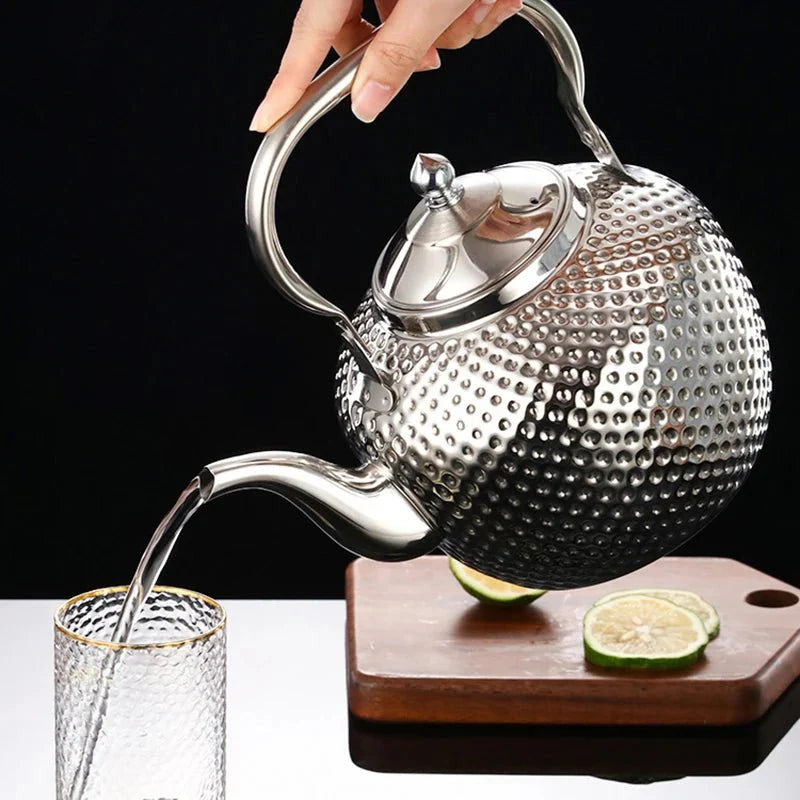 Théière en Acier Inoxydable Martelé avec Filtre 1,2L - Doré