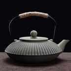Théière Japonaise en Fonte Forme Plate 800ML - A