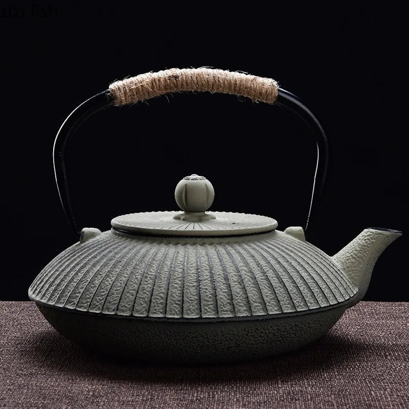 Théière Japonaise en Fonte Forme Plate 800ML - A