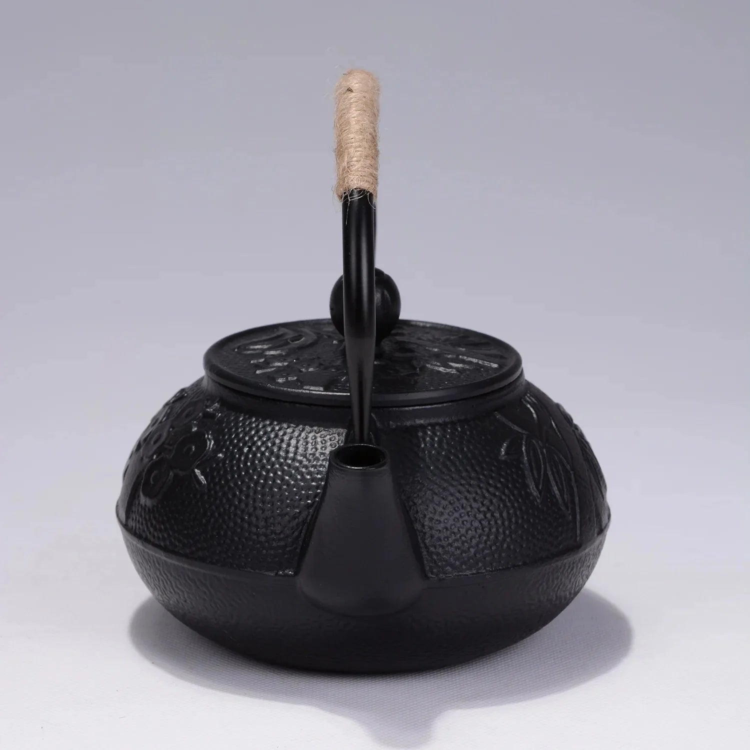 Théière Japonaise en Fonte Noire 600ml - A