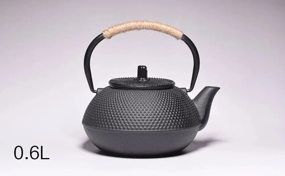 Théière Japonaise en Fonte Noire 600ml - A