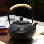 Théière Japonaise en Fonte Noire Émaillée - 600ML